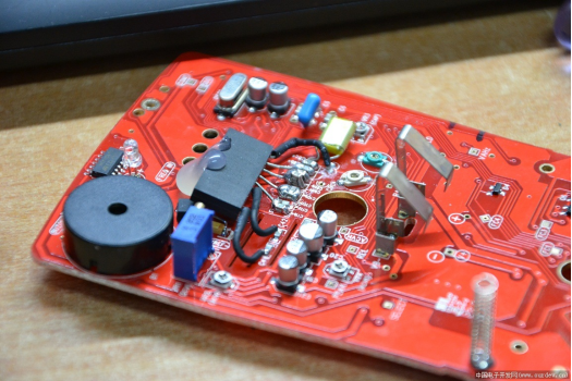 基准源芯片,LEYU乐鱼电子科技有限公司